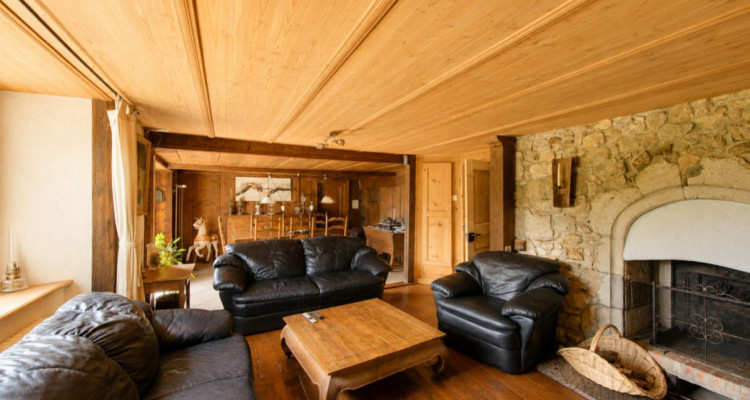 Ferme authentique du 18ème siècle avec vue panoramique image 6
