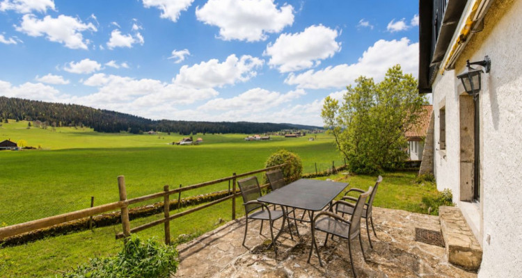 Ferme authentique du 18ème siècle avec vue panoramique image 10