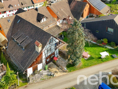 Grosszügiges und vollvermietetes Mehrfamilienhaus mit Gewerbeeinheit image 1