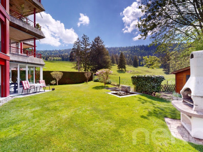 Magnifique appartement avec véranda et jardin privatif! image 1