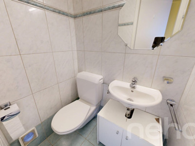 Ruhig gelegene 5-Zimmer-Wohnung mit Balkon und Tiefgaragenplatz image 10