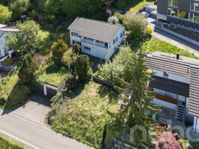 5-Zimmer Haus mit Charme und grossem Garten - mit Neubaupotenzial image 1