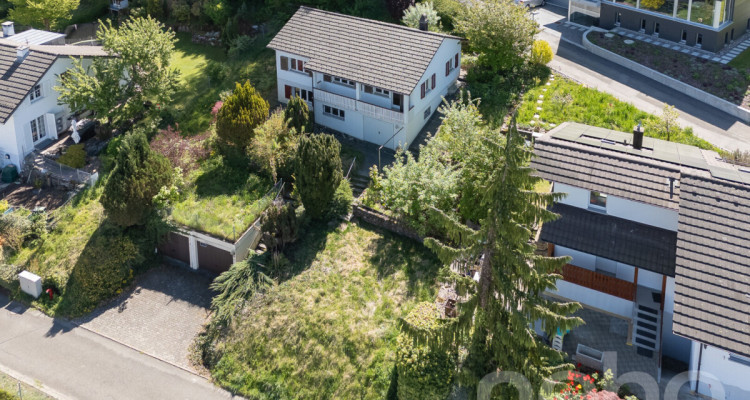 5-Zimmer Haus mit Charme und grossem Garten - mit Neubaupotenzial image 1