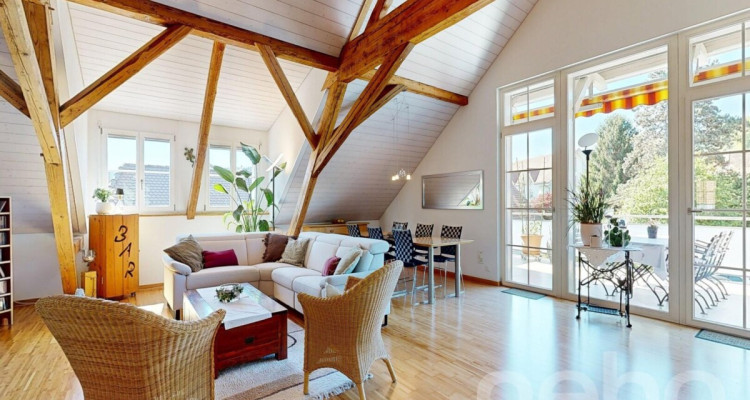 Grosszügige und Charmante Dachwohnung mit grossem Balkon image 2