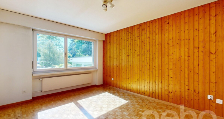 Ruhig gelegene 3.5-Zimmer-Wohnung mit Balkon und Potenzial in Höngg image 8