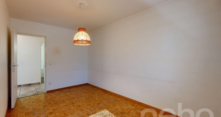Ruhig gelegene 3.5-Zimmer-Wohnung mit Balkon und Potenzial in Höngg image 9