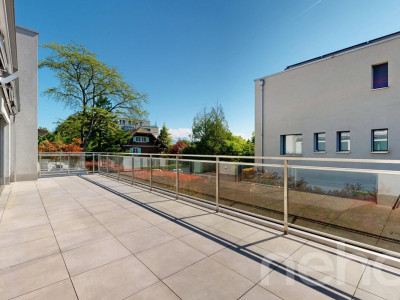 Spacieux 3.5 pièces avec grand terrasse et situation idéale image 2