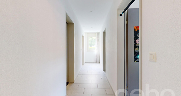 4.5-Zimmer-Gartenwohnung mit grosszügigem Aussenbereich image 9