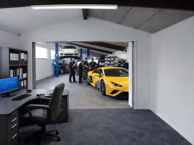 Local professionnel 120 m² – idéal pour atelier automobile ou pneus image 1