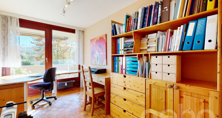 Lichtdurchflutete 5.5-Zimmer-Wohnung mit sonnigem Balkon image 10