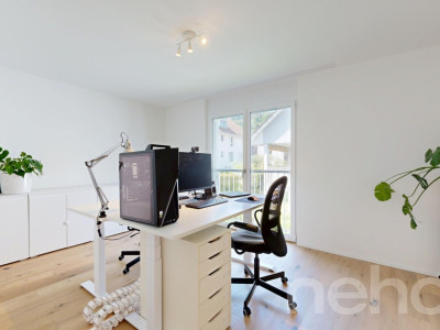 Neuwertige 5.5-Zimmer-Maisonettewohnung in Spreitenbach image 5