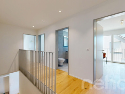 Neuwertige 5.5-Zimmer-Maisonettewohnung in Spreitenbach image 7