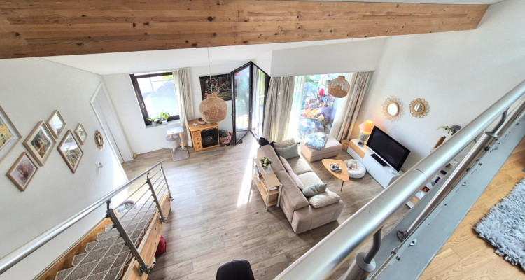 Coup de cœur assuré ! Superbe attique duplex 4,5 pièces à deux pas du lac image 7