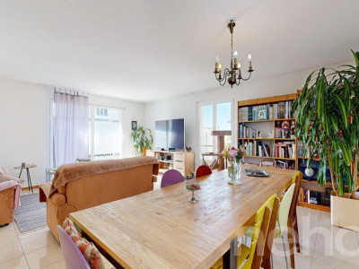 Corcelles: Grand 4.5 pièces lumineux avec 2 balcons, proche commodités image 2