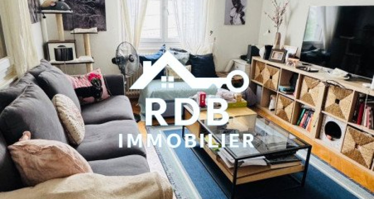 Appartement de 3 pièces au 2ème étage sans ascenseur situé à Thônex 1226  image 1