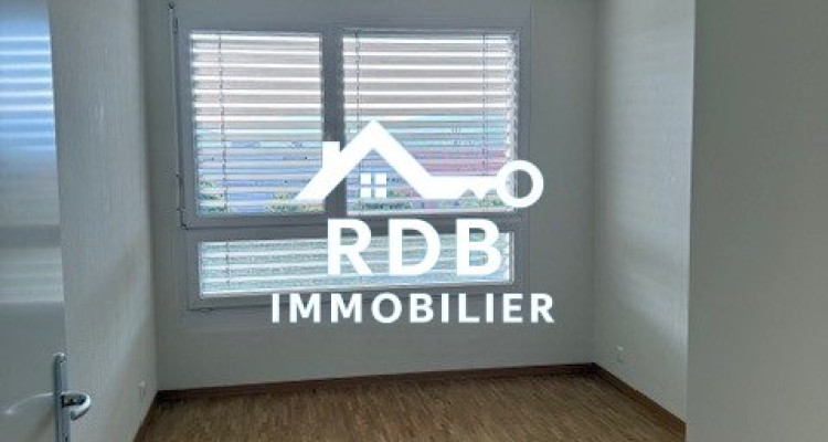 Appartement de 5 pièces au 5ème étage situé à Versoix 1290 image 5