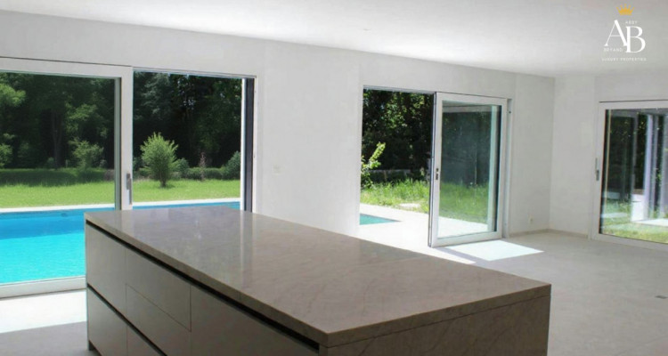 La somptueuse Villa : une élégante villa familiale / Collonge-Bellerive image 7