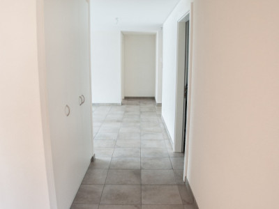GRAND APPARTEMENT AU COEUR DE CLARENS image 5