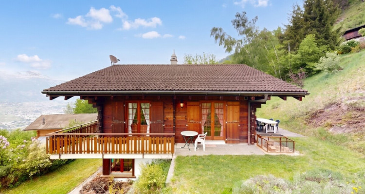Authentique chalet en madrier sur les hauteurs de Grône image 3