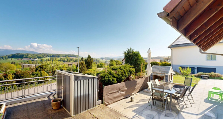Villa jumelée pleine de charme avec vue dégagée image 8