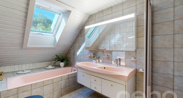 Villa jumelée pleine de charme avec vue dégagée image 11
