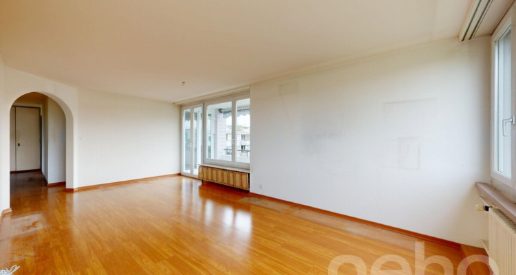 4.5 Zimmer Wohnung mit Südbalkon und viel Potenzial in Effretikon image 1