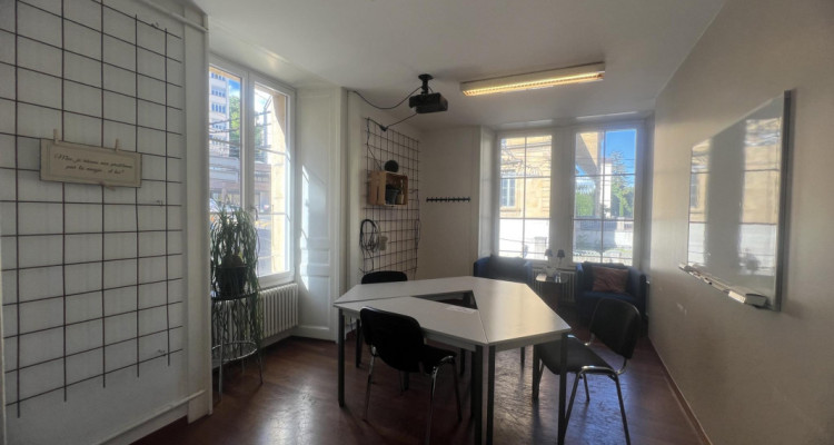 GRANDE SURFACE DE BUREAU MODULABLE AU CENTRE VILLE image 6