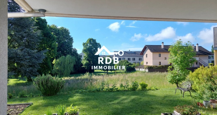 Appartement lumineux de 4,5 pièces au rez-de-chaussée, entre Genève et Lausanne image 2