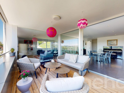 Duplex en attique lumineux avec vue dégagée à deux pas de la gare image 2