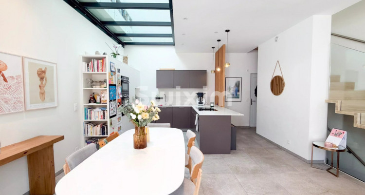 Modern THPE townhouse image 4