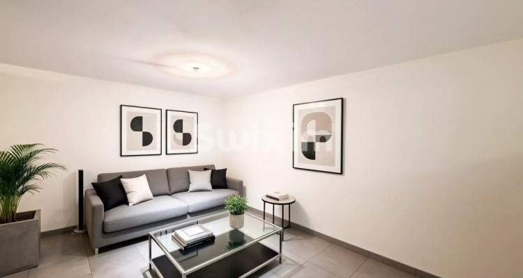 Modern THPE townhouse image 10