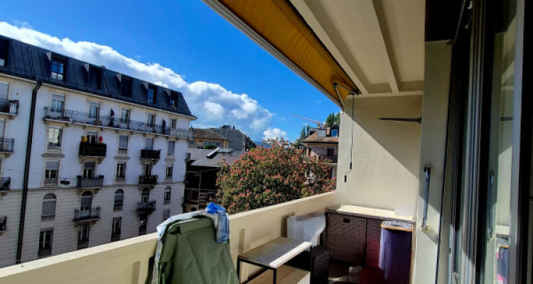 Charmant 3 pièces avec balcon – Quartier vivant et central image 5