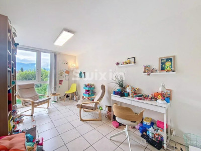 Bright 62 m² Office Space in Plan-les-Ouates image 3