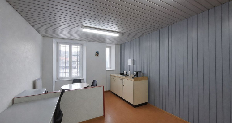 SUPERBE SURFACE COMMERCIALE DE 470M² SUR UN AXE TRÈS FRÉQUENTÉ image 5