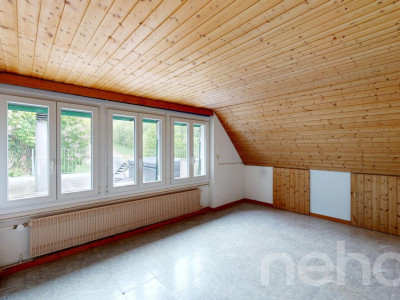Villa de 180m² au Locle : Fort Potentiel et Vue Nature Imprenable image 11
