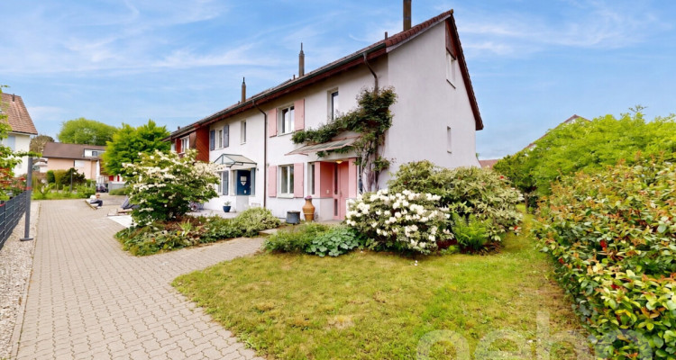 5.5-Zimmer Eckhaus mit Gartenidylle in familienfreundlicher Lage image 1