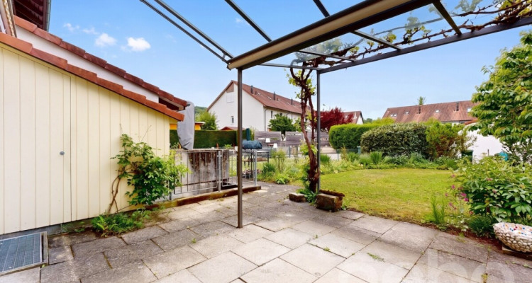 5.5-Zimmer Eckhaus mit Gartenidylle in familienfreundlicher Lage image 10