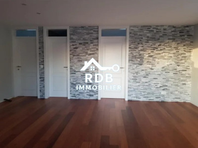 Appartement 4,5 pièces de 102 m² avec balcon situé à Salavaux 1585 image 2