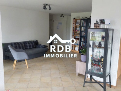 Appartement lumineux de 4,5 pièces au rez-de-chaussée, entre Genève et Lausanne image 3