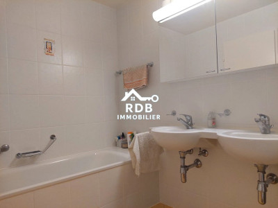 Appartement lumineux de 4,5 pièces au rez-de-chaussée, entre Genève et Lausanne image 11