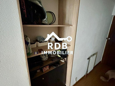 Appartement de 4 pièces au 2ème étage situé à Genève 1205 image 13