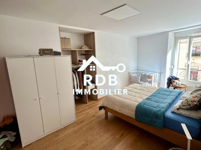 Appartement de 4 pièces au 2ème étage situé à Genève 1205 image 7