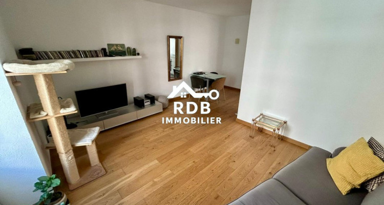 Appartement de 4 pièces au 2ème étage situé à Genève 1205 image 1