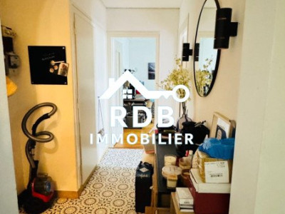 Appartement de 3 pièces au 2ème étage sans ascenseur situé à Thônex 1226  image 2