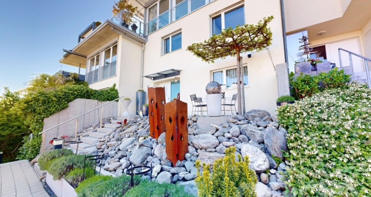 5,5-Zimmer-Haus, ein Bijou an unverbaubarer Lage über dem Bodensee image 1