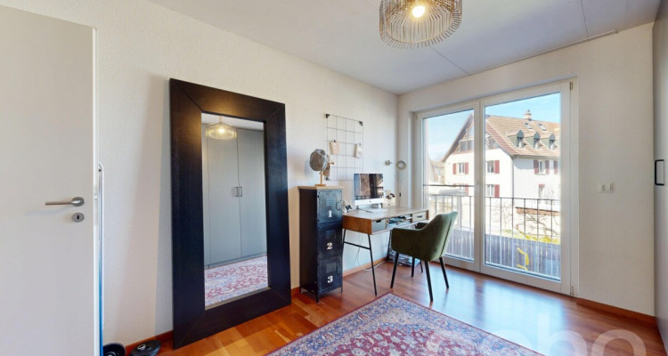 Stilvolle 3.5-Zimmerwohnung mit Balkon und Einstellhallenplatz image 10