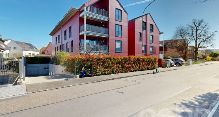 Stilvolle 3.5-Zimmerwohnung mit Balkon und Einstellhallenplatz image 12