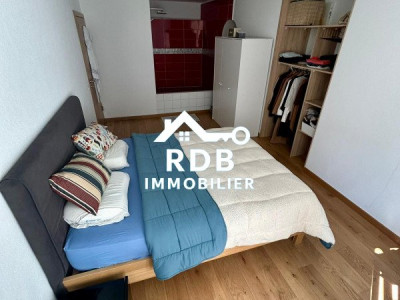 Appartement de 4 pièces au 2ème étage situé à Genève 1205 image 6