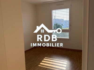 Appartement de 5 pièces au 5ème étage situé à Versoix 1290 image 6