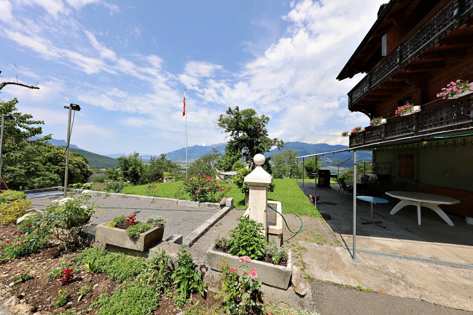 Magnifique appart 4,5 p / 3 chambres / 1 SDB / avec vue imprenable. 4